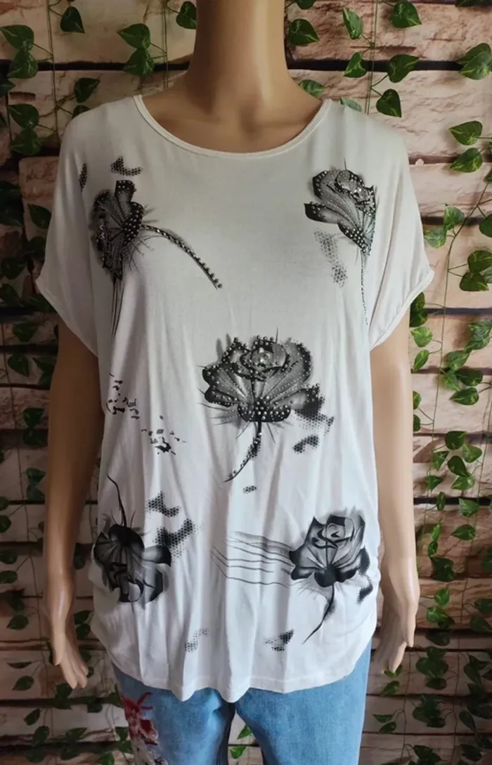 🌸T-shirt MC floral Cc Collection Taille Unique 🌸