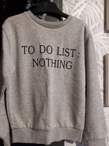 Pull taille 9/10 ans 140cm  primark