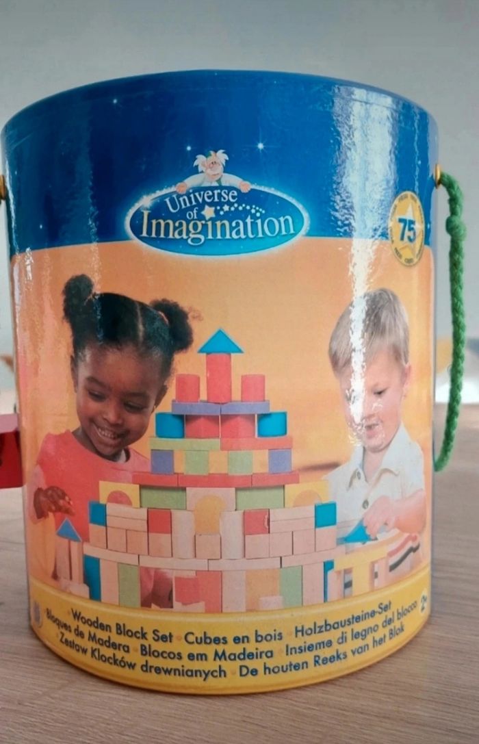 Jeu de construction en bois