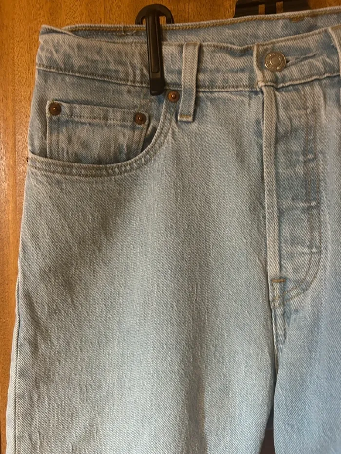 Jean Levis 501 - photo numéro 2