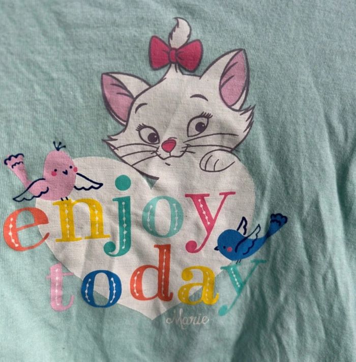 🐱 T-shirt Disney Marie 💙 | 9 mois | Manches courtes – Très bon état - photo numéro 2