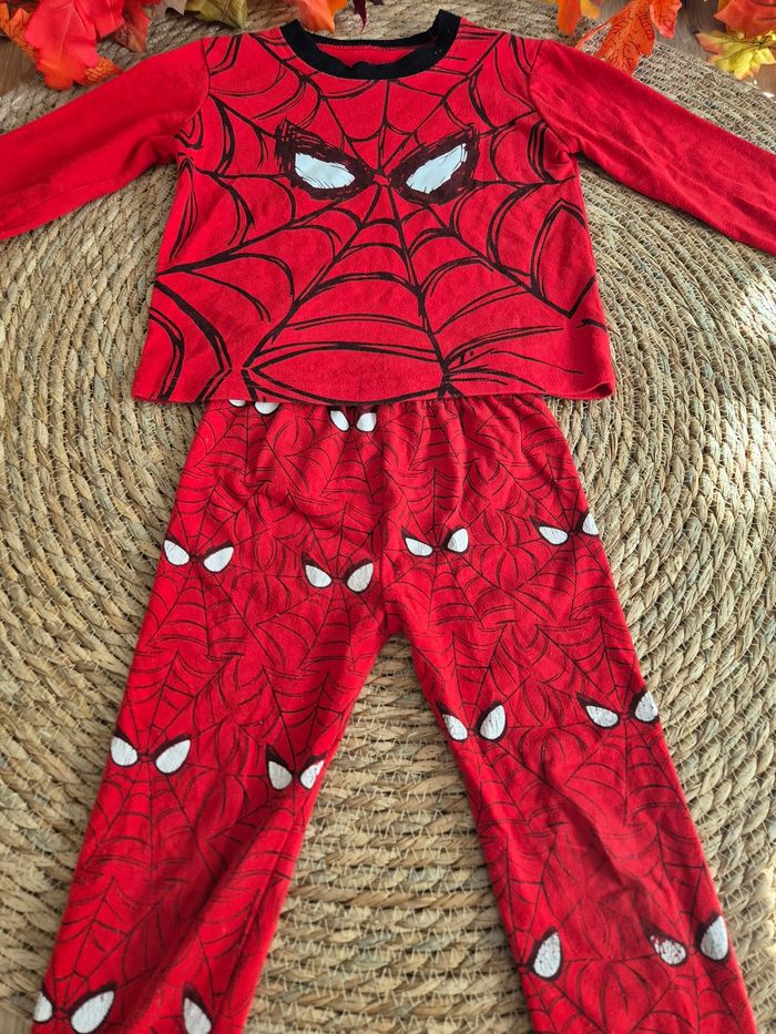 Pyjama SpiderMan 3 ans - photo numéro 2