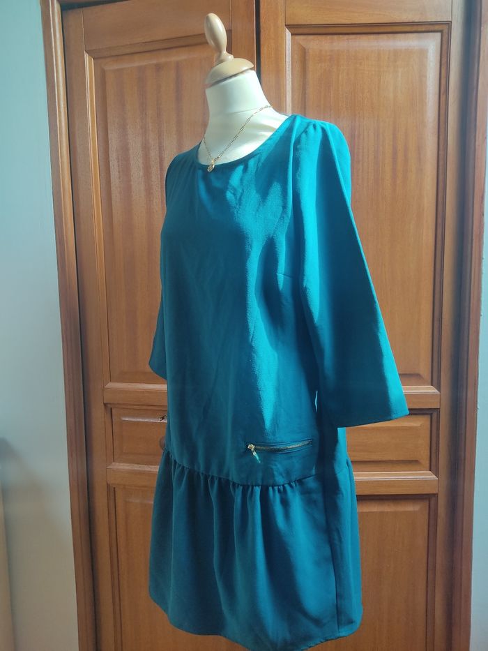 Robe mi-longue 42 XL bleu canard fermeture doré Neuve avec étiquette - photo numéro 3