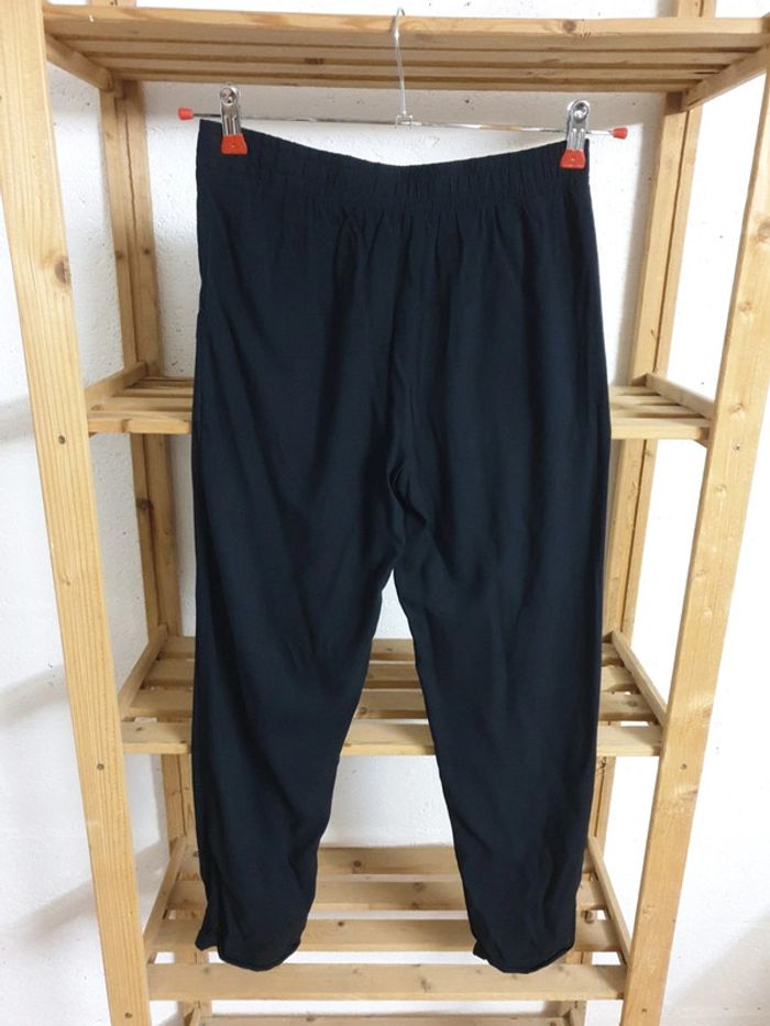 Pantalon noir fluide taille 36 tbe - photo numéro 3
