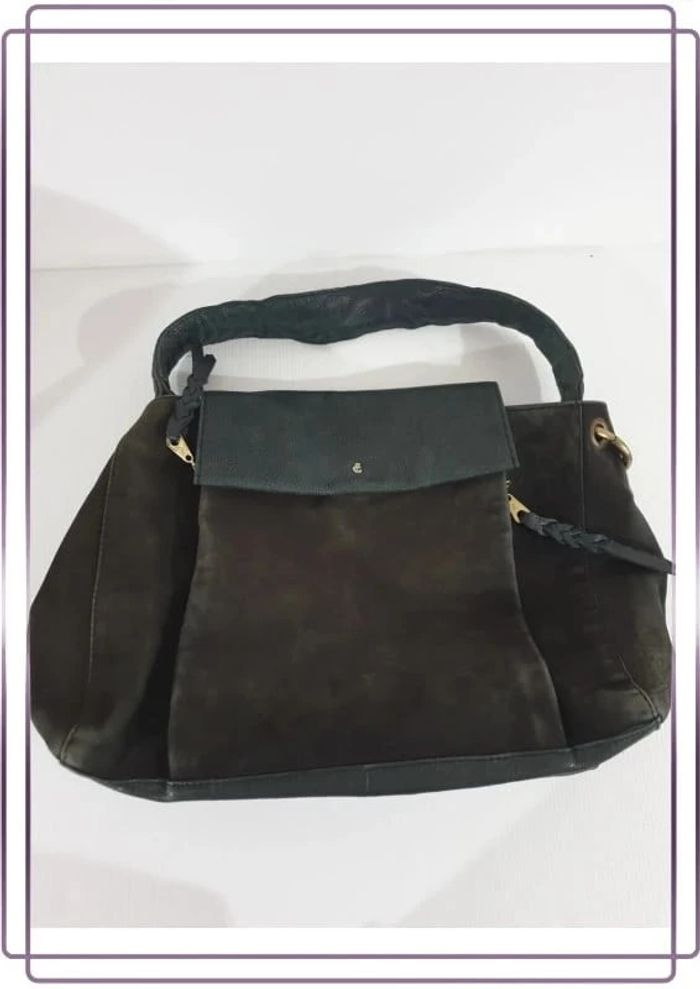 Sac porté épaule Fabienne Chapot, bon état mais le cuir est un peu décoloré, 35x27cm