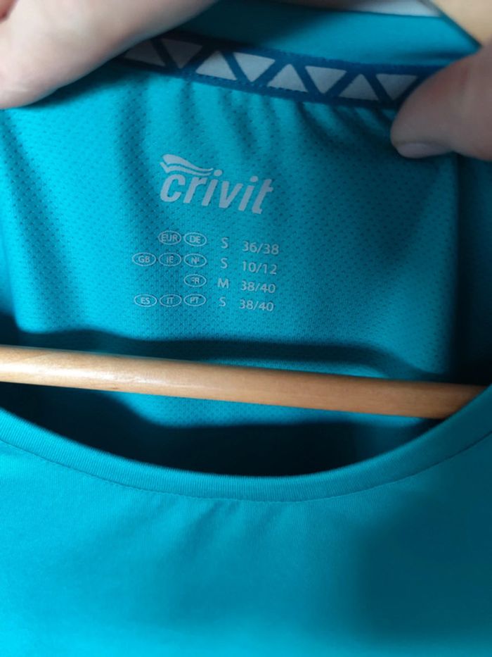 Tee shirt de sport - photo numéro 3