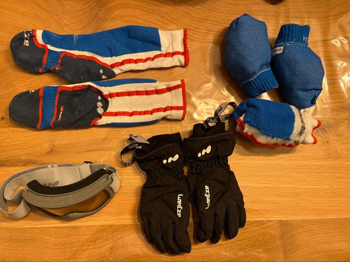 Ensemble complet Lot de vêtements de ski  - 10 ans - Idéal classe de neige - photo numéro 8