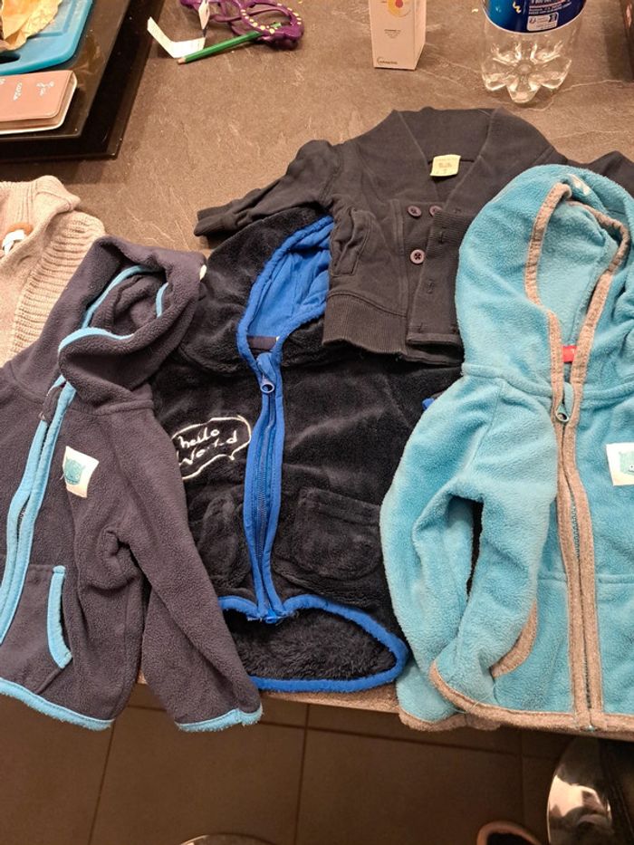 Lot 8 gilets - photo numéro 2