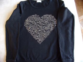 Joli Sweat avec Coeur - T.S