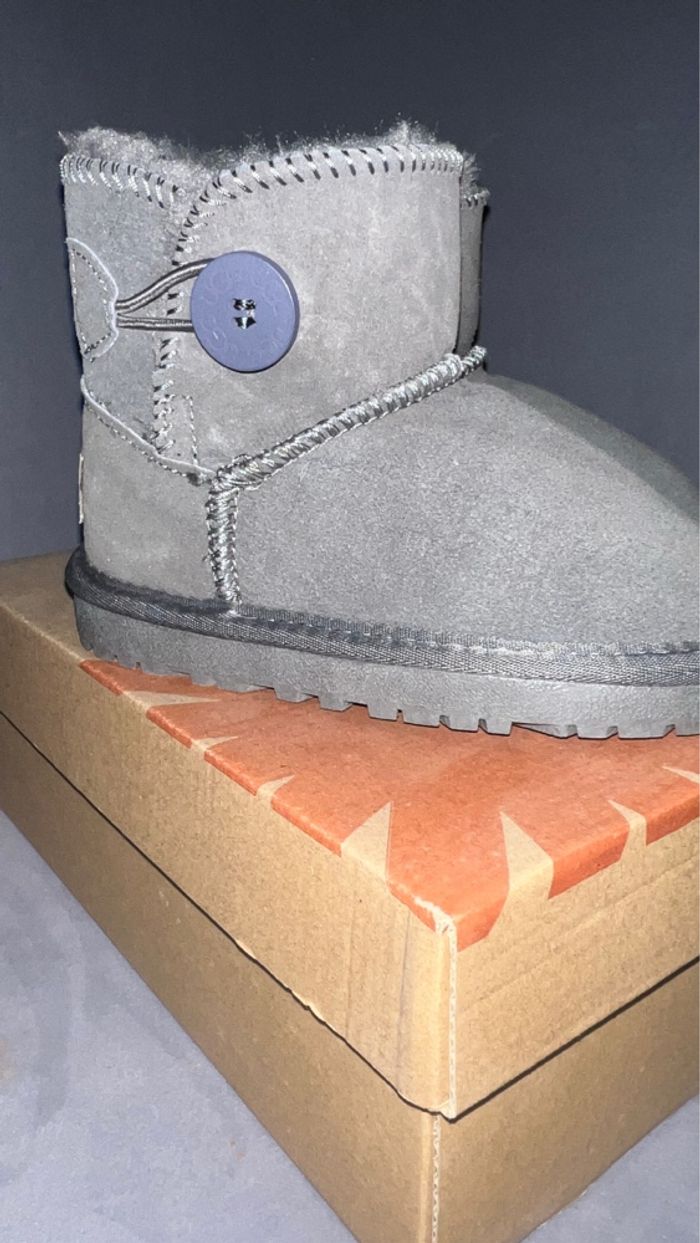 Ugg enfant - photo numéro 4