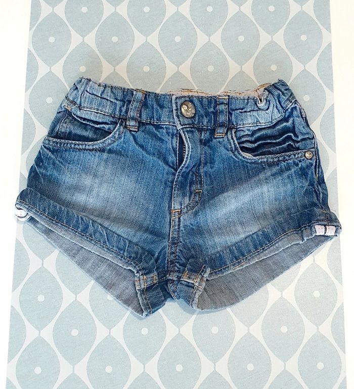 Short H&M - 24M