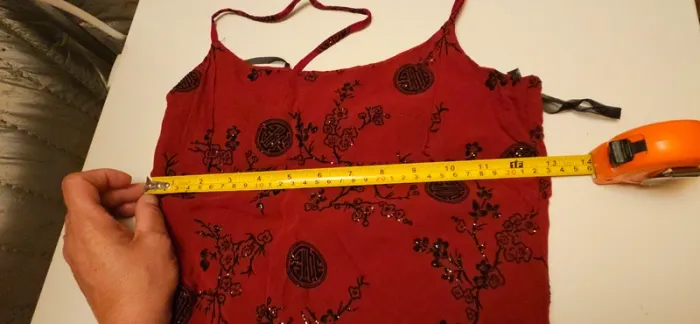 Robe rouge motif noir - photo numéro 8