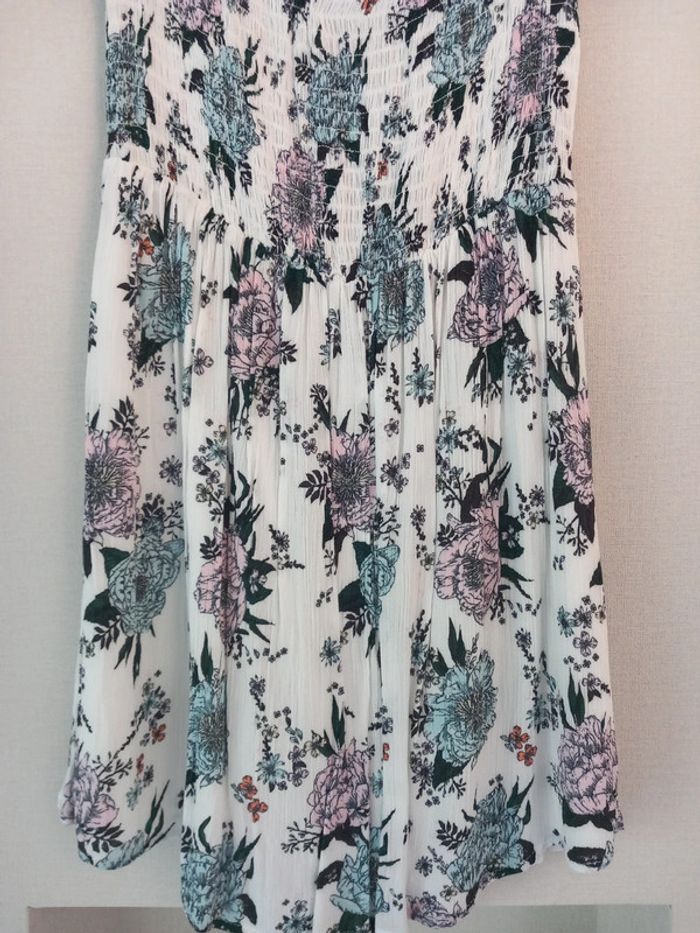 Robe d'été à fleurs H&M T38/40 excellent état - photo numéro 3