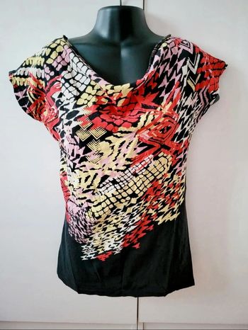 Tee shirt Divided by H&M taille S 36 noir multicolore