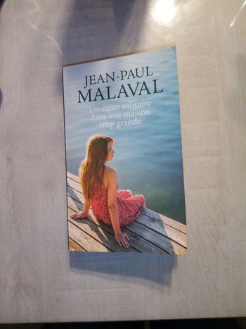 Un coeur solitaire dans une maison trop grande