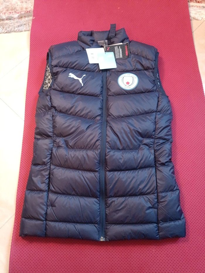 Doudoune Manchester City, Puma Authentique Officiel taille Adulte XS, Neuf