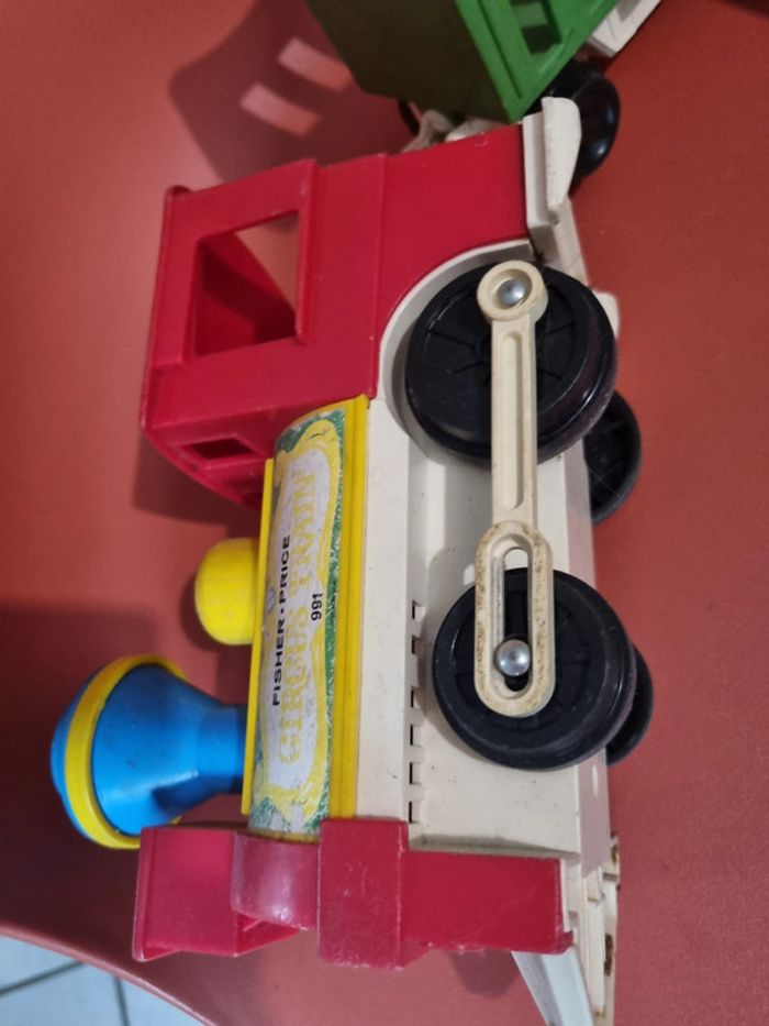 train circus fisher price des années 80' à nettoyer - photo numéro 7