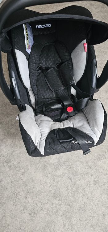 Siège auto bébé Young Sport Plus – jusqu’à 13 kg – bon état