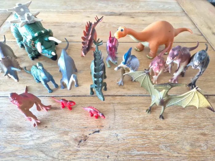 Lot dinosaures