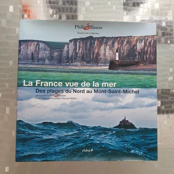 La France vue de la  mer plage du Nord