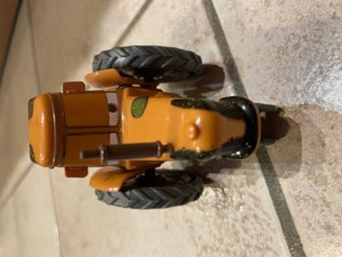 Grand Tracteur renversant Cars (très rare) à piles - photo numéro 2