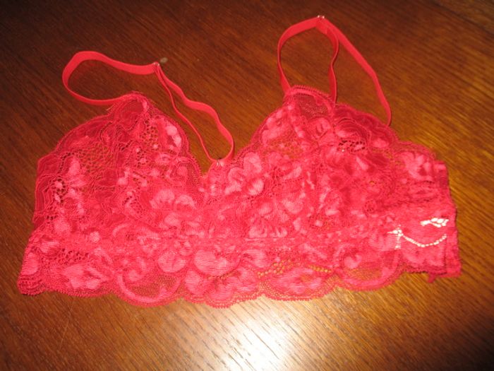 Brassière a dentelle - photo numéro 3