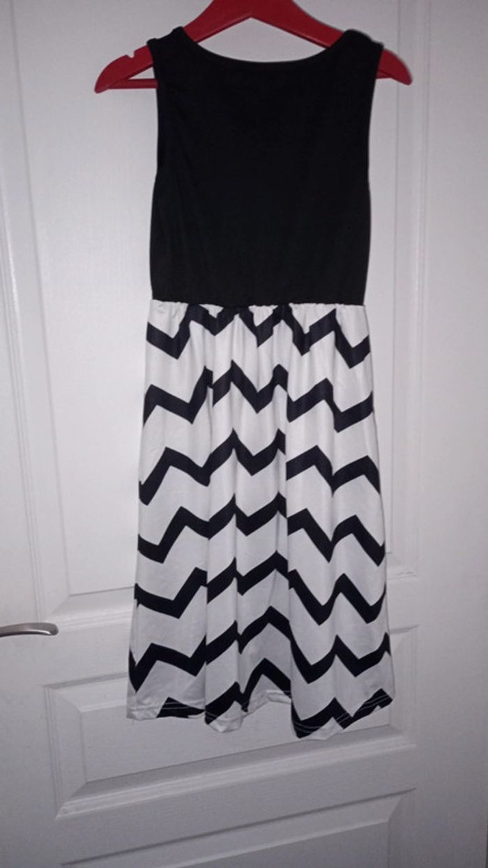 Robe 6ans - photo numéro 2