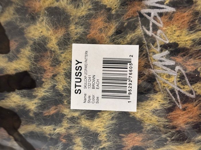 Bonnet stüssy léopard - photo numéro 7