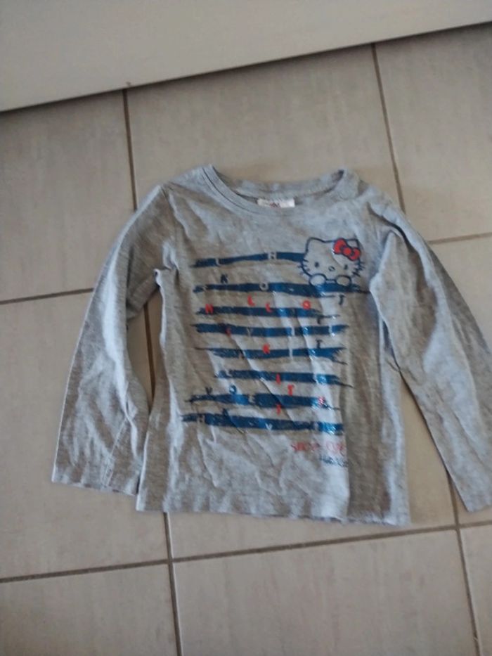 Lot vêtements 6 ans neufs ou très bon état - photo numéro 5