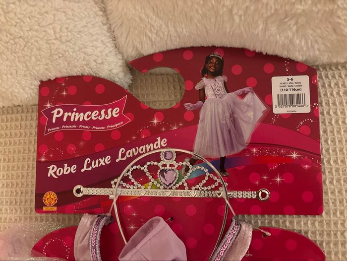 Robe de princesse 5-6 ans avec couronne diadème et gants - photo numéro 4