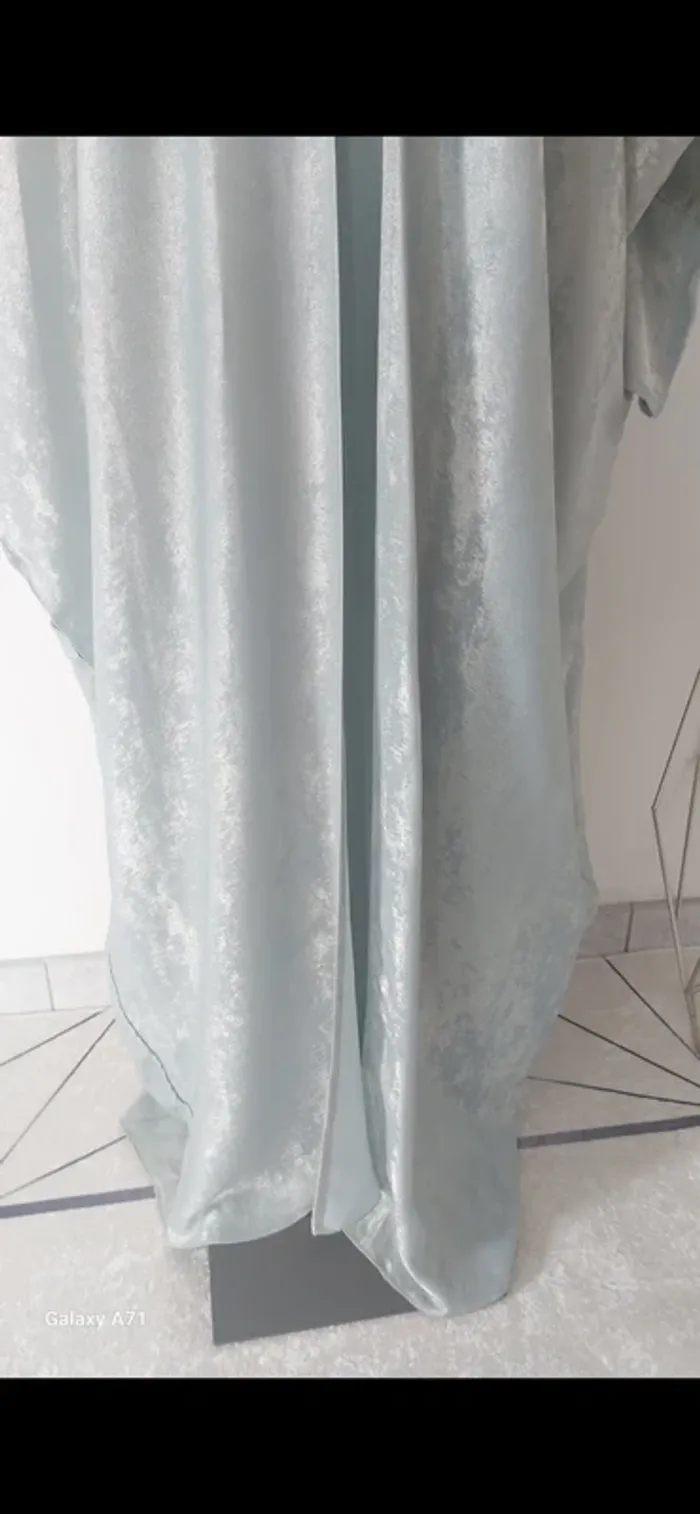 Set kimono chic qualité émiratie neuf - photo numéro 4