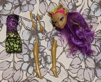 Poupée Clawvenus (Monster High) pour pièces