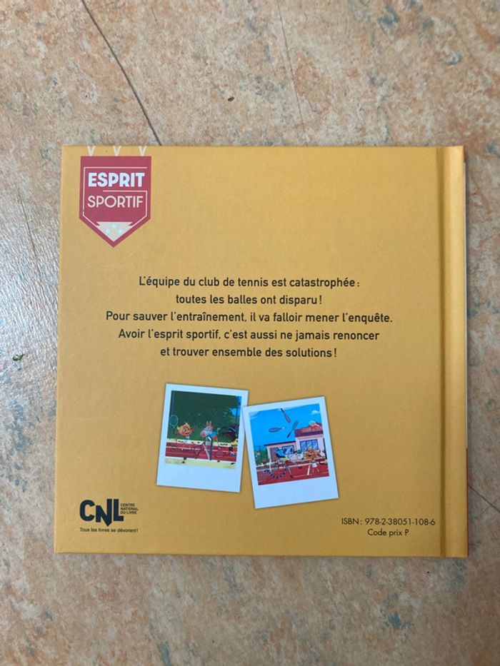 Livre « le club de tennis » - photo numéro 2