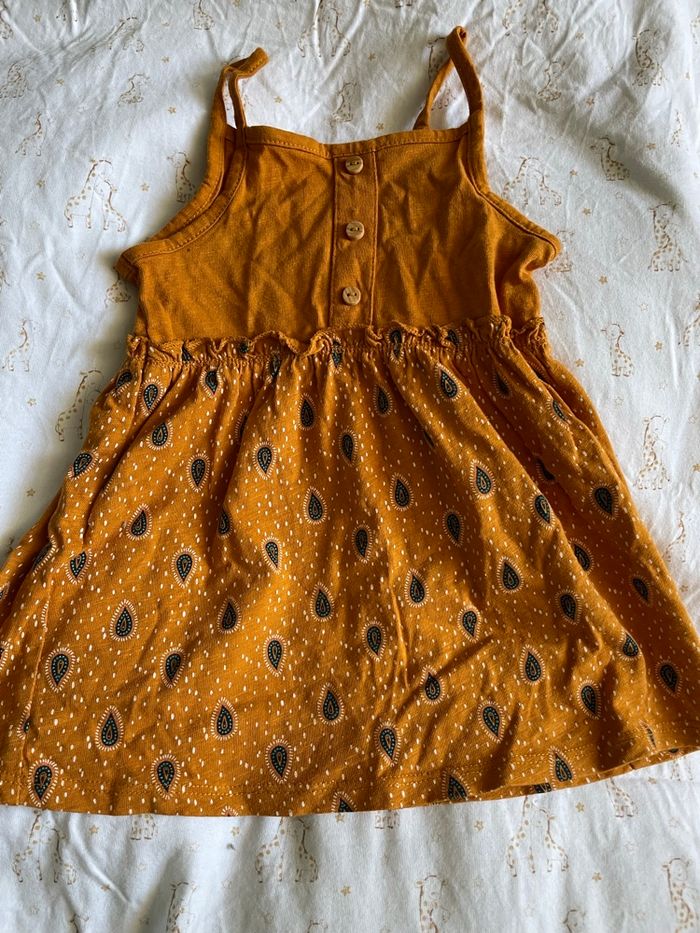 Robe - photo numéro 1