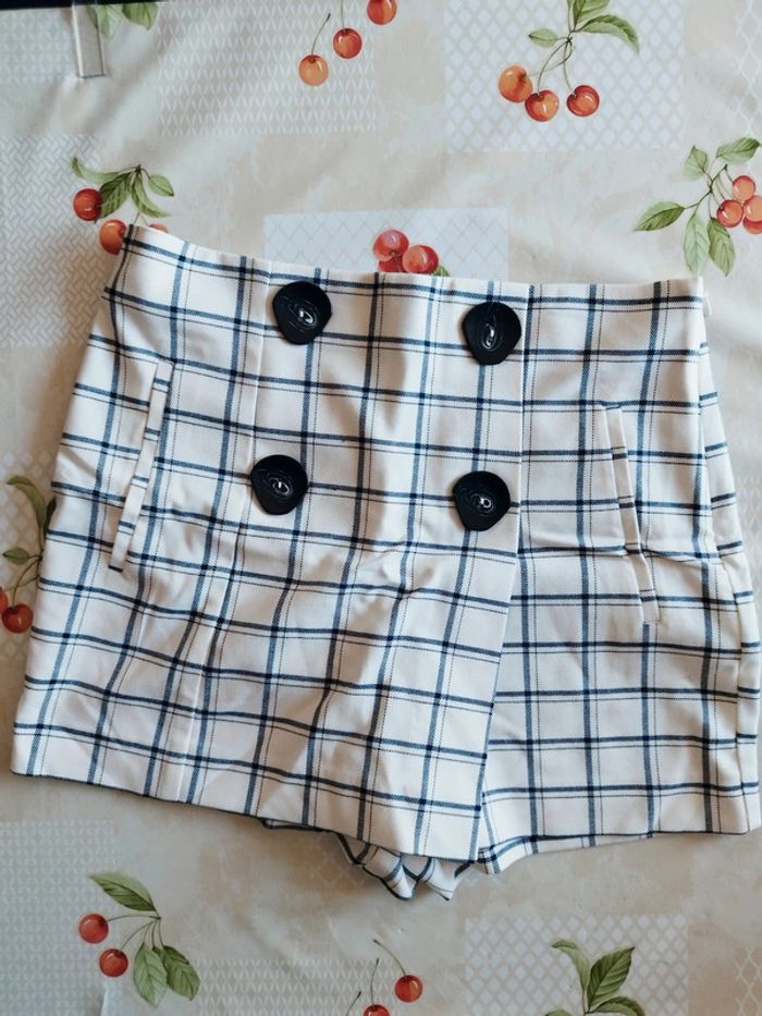 Très jolie jupe-short de la marque Zara en taille M