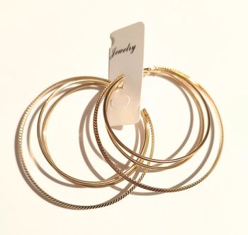 Grande paire de boucles d'oreilles triples