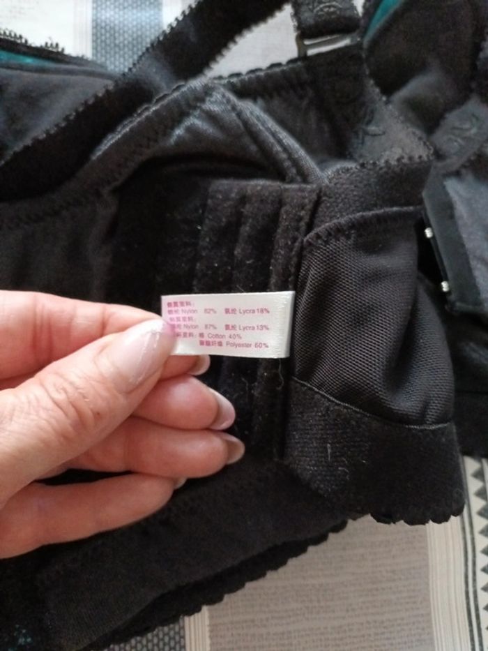 Soutien gorge noir et bleu vert - photo numéro 4