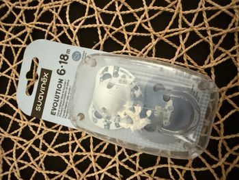 Suavinex Evolution Sutchine avec tétine anatomique en latex, bleue, 6-18 mois, lot de 2