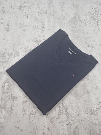 T-shirt col V Tommy Hilfiger bleu marine – Taille M Femme