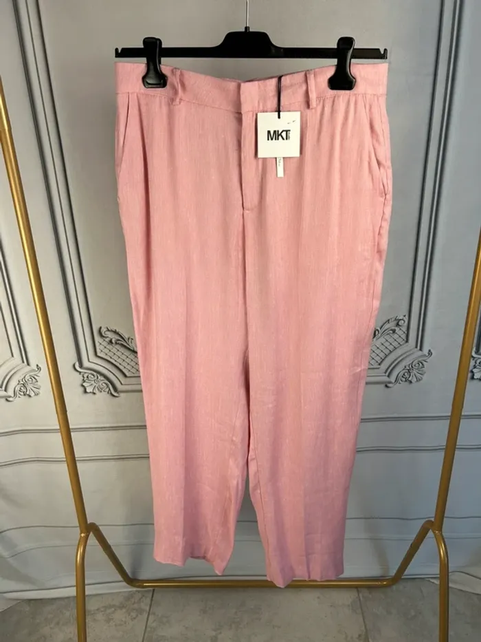 Pantalon rose fluide large MKt studio 42 Neuf