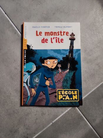 Livre : Le monstre de l'île