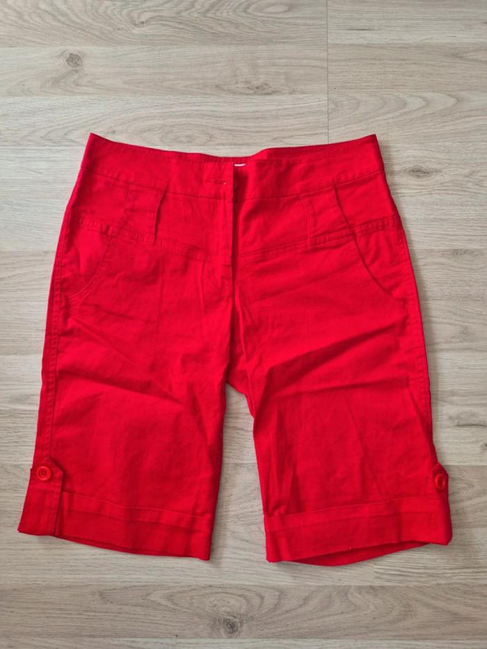 Short rouge