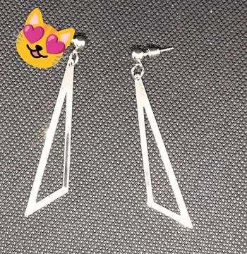 Boucles d'oreilles argentées triangle