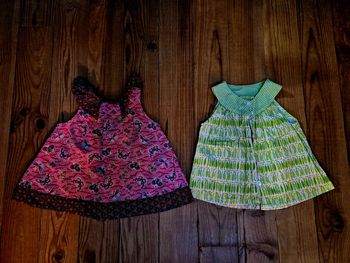 Lot de 2 tuniques sans manche