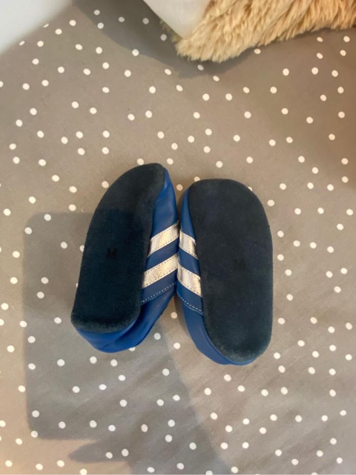 Chaussons neufs en cuir souple marque Boumy bebe 6-12 mois - photo numéro 2