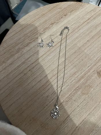 Collier + boucle d’oreille Noël