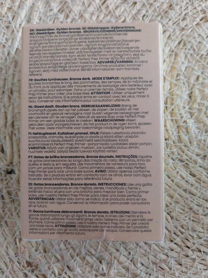 Base Hydratante et bronzante Face facts - photo numéro 2