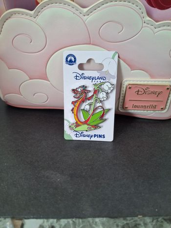 Pins mushu edition 1er mai disneyland 