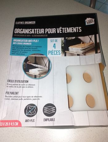 Organisateur pour vêtements