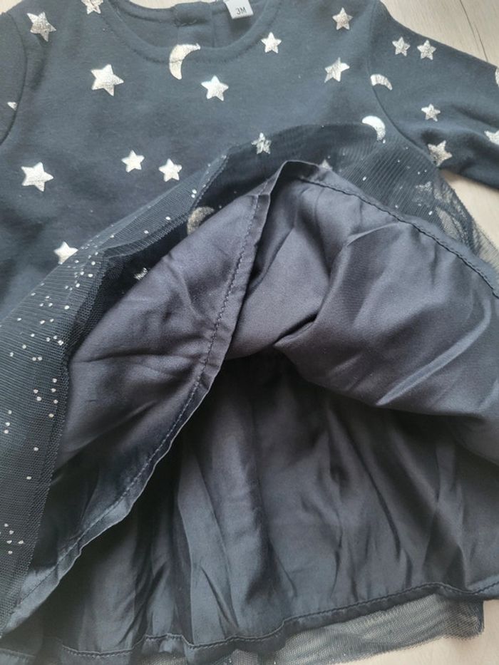 Robe de fêtes étoilée fille 3 mois neuve - photo numéro 3